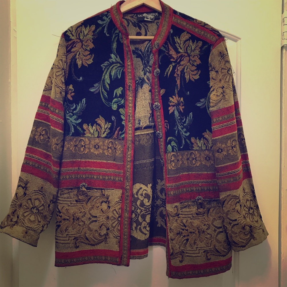Vintage-Inspired Tapestry Jacket - Black & Gold Floral